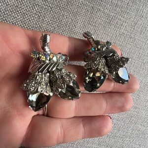 Elegant Vintage Silver Tone Crystal Clip On Earrings